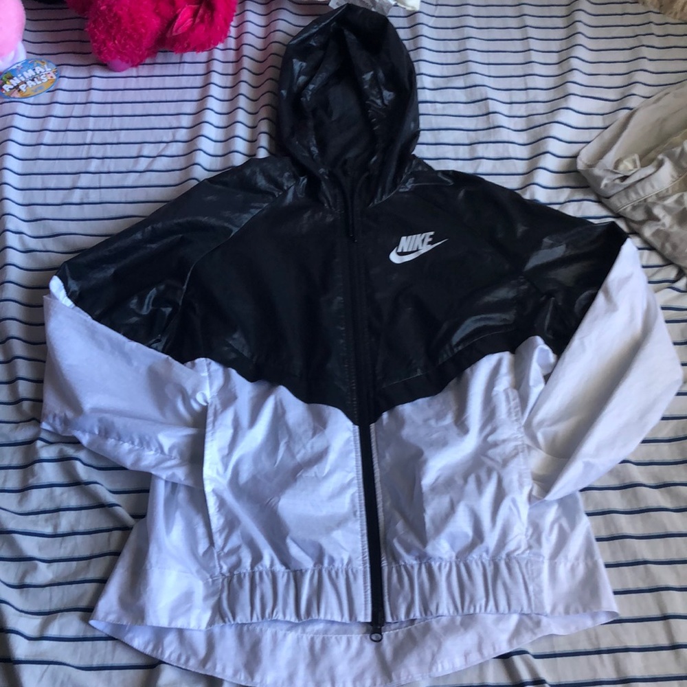 Nike windbreaker
